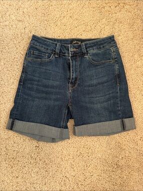 Lee Women's Medium Blue Rolled Cuff Denim Shorts